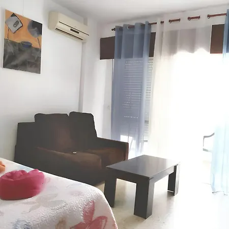 Appartamento Cosy In 43 M² With Balcony Torremolinos